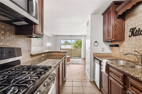 10636 Woodley AVE #47, Granada Hills, CA 91344