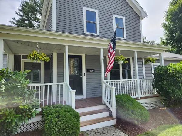 Town Houses Are a Great Option for Today's Buyer,Michael Mahoney