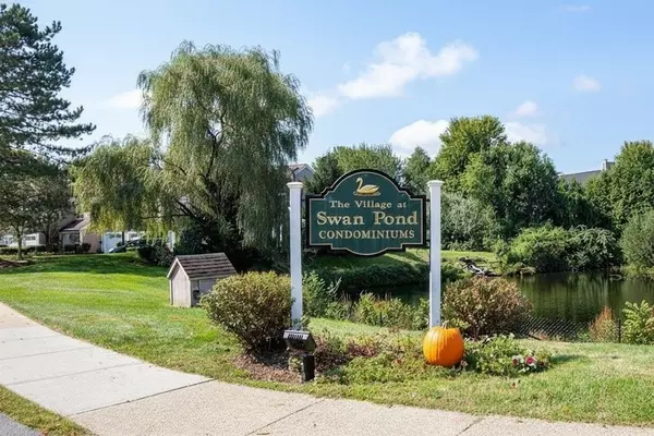 Walpole, MA 02081-4347,18 Teal Cir