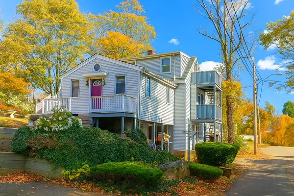 16 Lindbergh Ave, Weymouth, MA 02188-1538