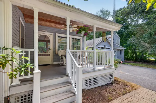 40 Oak St, Bellingham, MA 02019