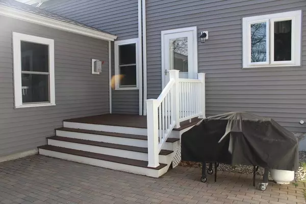 268 Common St, Walpole, MA 02081