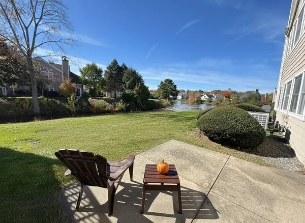 18 Teal Cir #18, Walpole, MA 02081