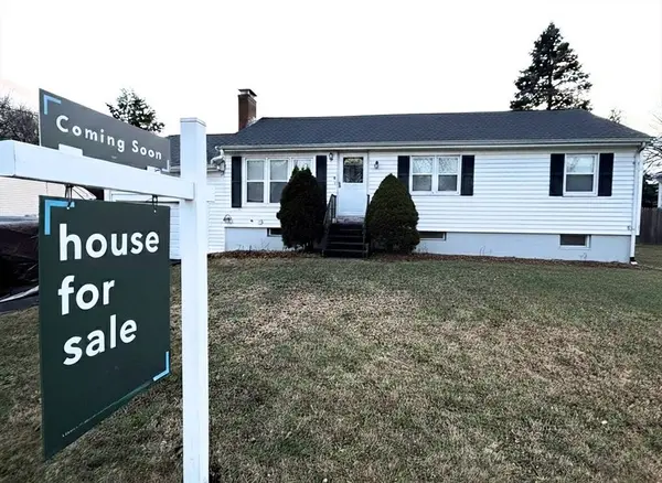 17 Beatty St, Canton, MA 02021