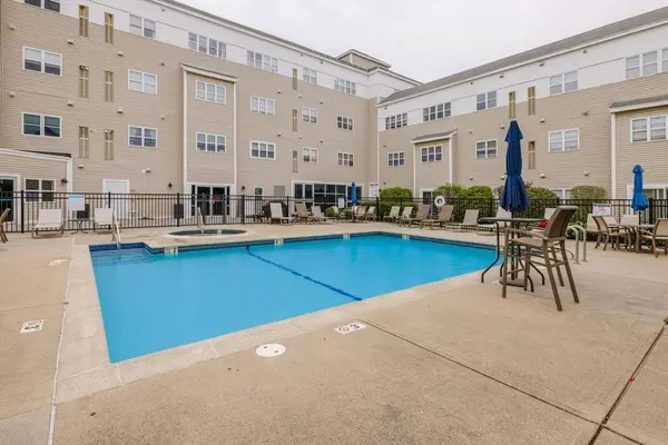 211 Central St #A111, Norwood, MA 02062