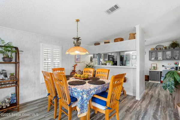 1241 Shell CT NE, Palm Bay, FL 32907