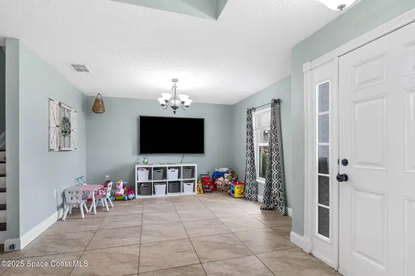 1728 La Maderia DR, Palm Bay, FL 32908