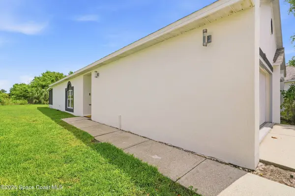 2149 Redwood CIR NE, Palm Bay, FL 32905