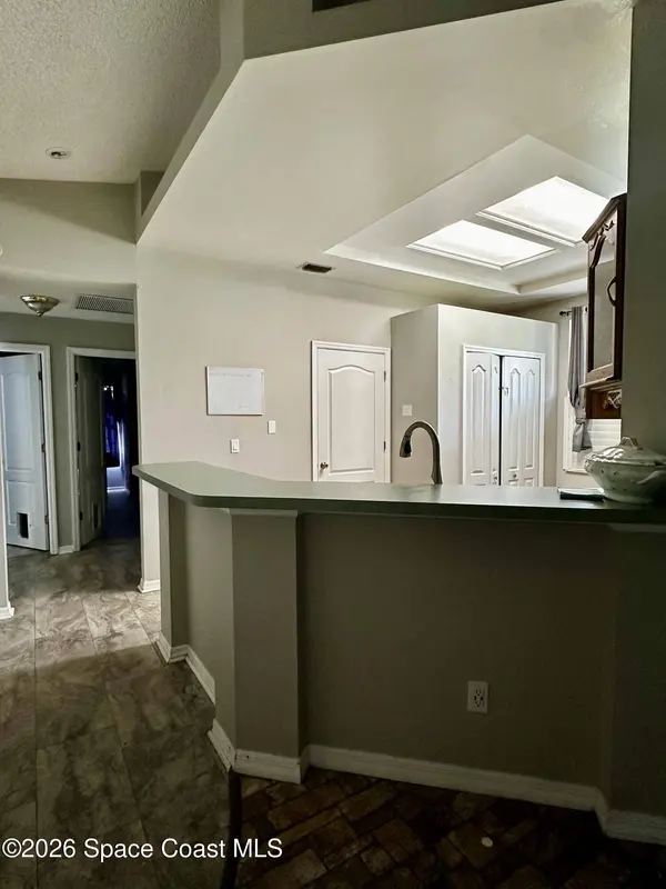 283 Umber ST NW, Palm Bay, FL 32907