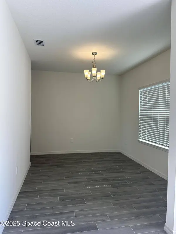 852 Remsen AVE NW, Palm Bay, FL 32907