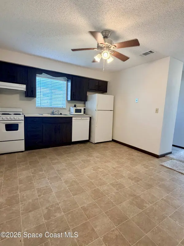 650 Atlantic DR, Satellite Beach, FL 32937