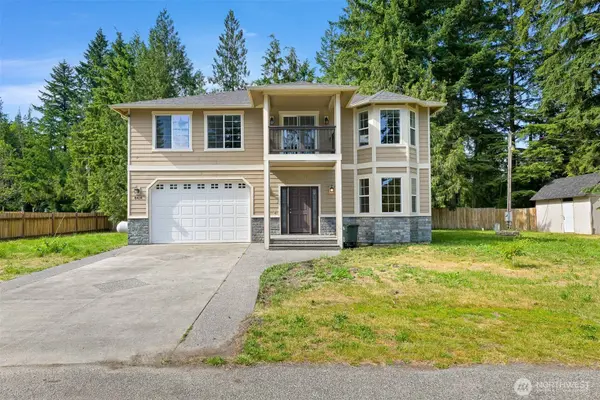 8414 Golden Valley DR, Maple Falls, WA 98266