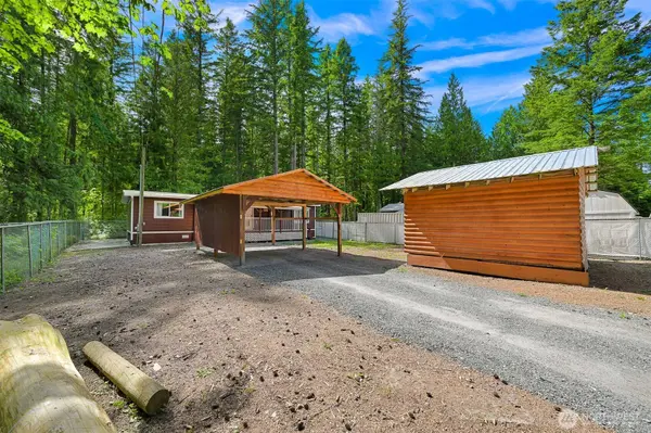 8283 Golden Valley BLVD, Maple Falls, WA 98266