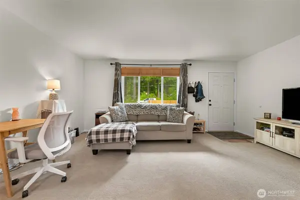 8450 Hazel CT, Maple Falls, WA 98266