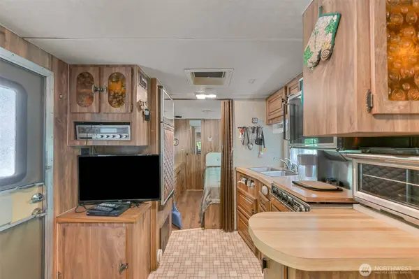 3013 Tower RD, Maple Falls, WA 98266