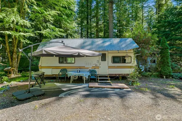 3013 Tower RD, Maple Falls, WA 98266