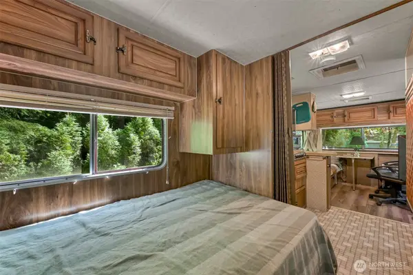 3013 Tower RD, Maple Falls, WA 98266