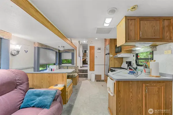 1056 Birch LN, Sumas, WA 98266