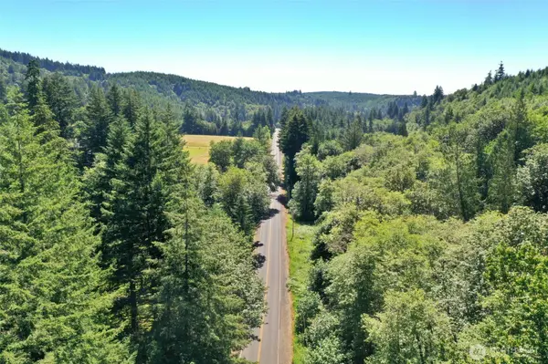 1668 King RD, Winlock, WA 98596