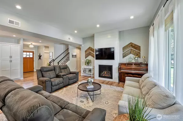 1827 Double Ditch CT, Lynden, WA 98264