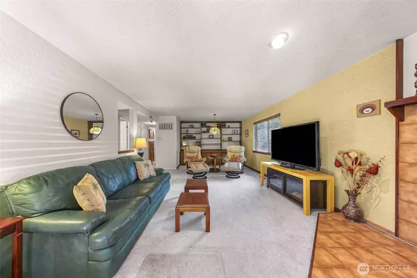 3026 E Alpine DR, Bellingham, WA 98226