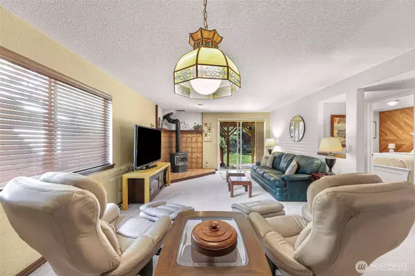 3026 E Alpine DR, Bellingham, WA 98226