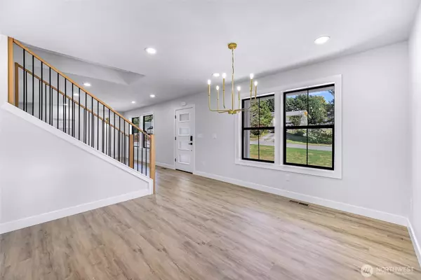 225 10th ST, Blaine, WA 98230