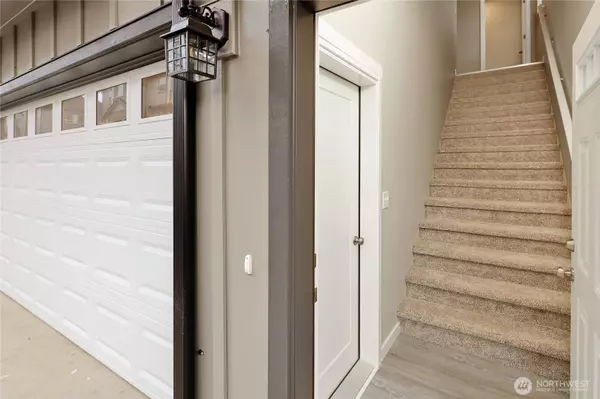 1825 Eastgate LOOP, Ferndale, WA 98248