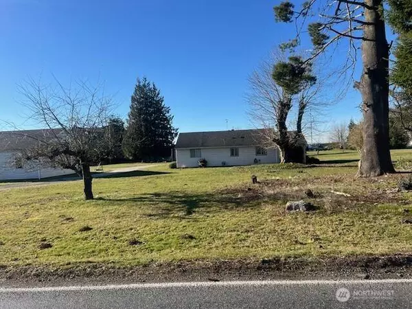 8885 Line rd, Lynden, WA 98264