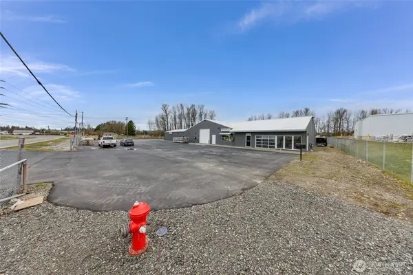 910 W Front Street, Sumas, WA 98295