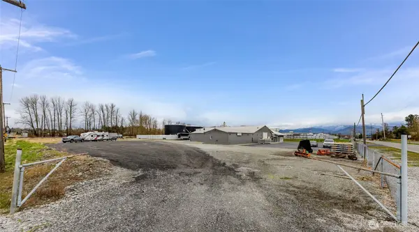 910 W Front Street, Sumas, WA 98295