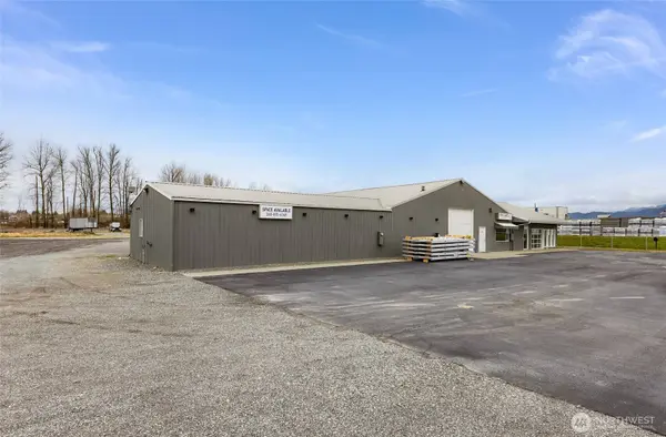 910 W Front Street, Sumas, WA 98295