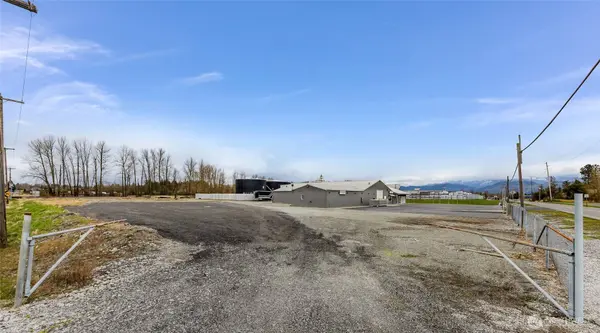 910 W Front Street, Sumas, WA 98295