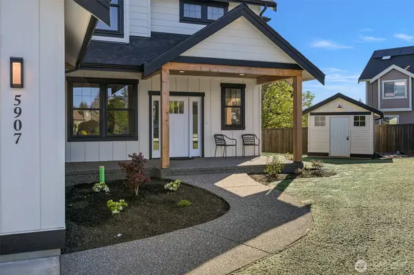 5907 Birdseye CT, Ferndale, WA 98248
