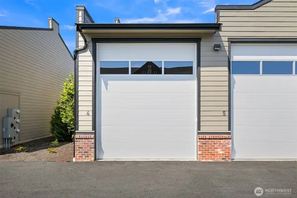 2203 Mercedes DR #4, Lynden, WA 98264
