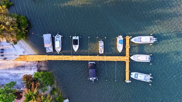 Bermuda Terrace | Jupiter's Gem on the Loxahatchee River