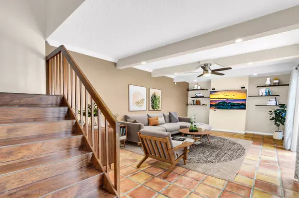 202 2nd CT, Palm Beach Gardens, FL 33410