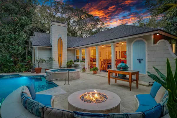 6000 Eagles Nest DR, Jupiter, FL 33458