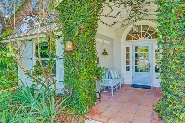 6000 Eagles Nest DR, Jupiter, FL 33458