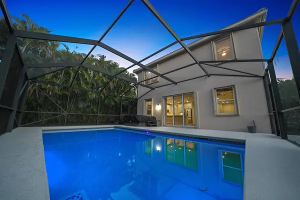 6143 SE Crooked Oak AVE, Hobe Sound, FL 33455