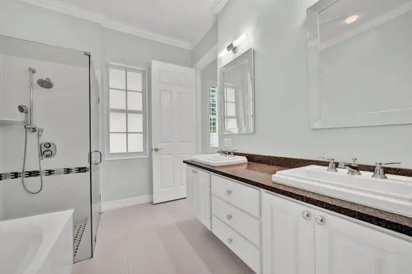 516 Sweet Bay CIR, Jupiter, FL 33458