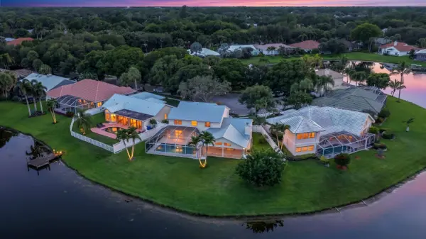 18862 Loblolly Pine CT, Jupiter, FL 33458