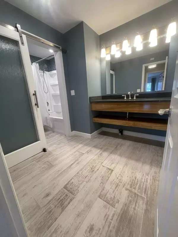 2008 Jamestown DR #0, Palatine, IL 60074