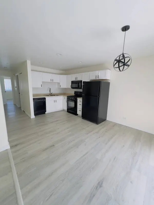 607 BUCKSKIN LN #607, Carpentersville, IL 60110