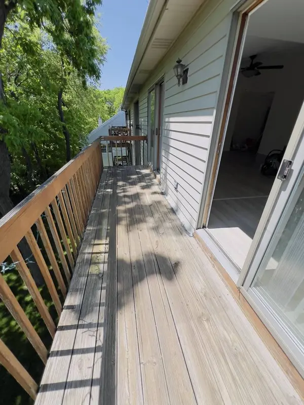 607 BUCKSKIN LN #607, Carpentersville, IL 60110
