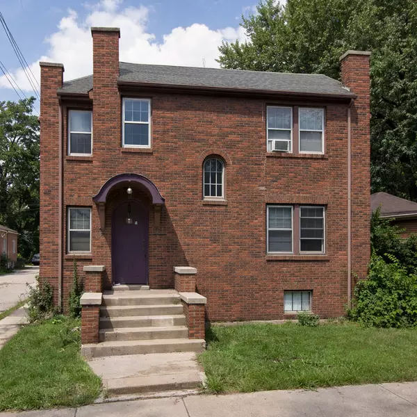 Rockford, IL 61104-5234,914 18th Ave #upper