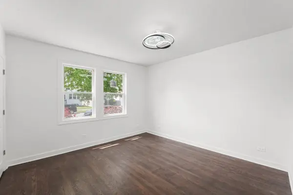 2519 N New England Avenue, Chicago, IL 60707