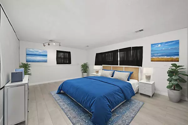 306 N Bissell Drive, Palatine, IL 60074