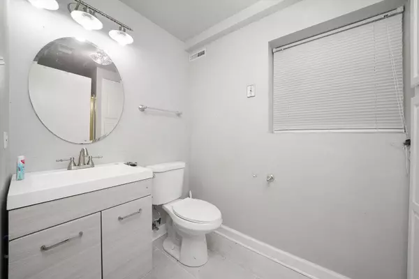 306 N Bissell Drive, Palatine, IL 60074