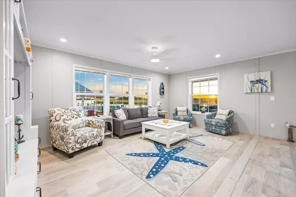 5 Channel Drive, Lower Township, NJ 08260